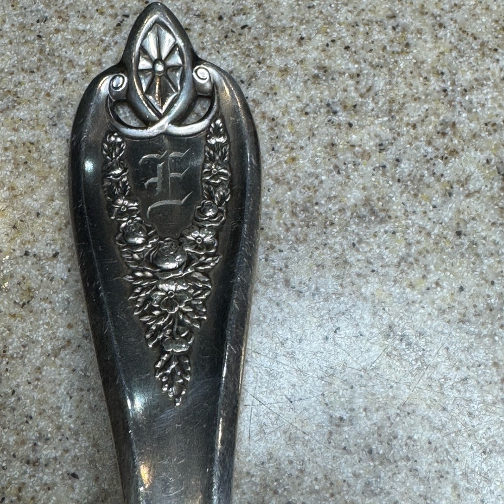 1847 Rogers Bros XS Triple Plate Old Colony 4 piece serving pieces.  Art Novo. - Picture 6 of 9